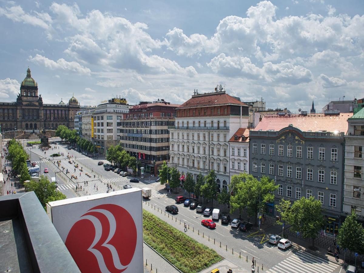 Ramada Prague City Centre Buitenkant foto